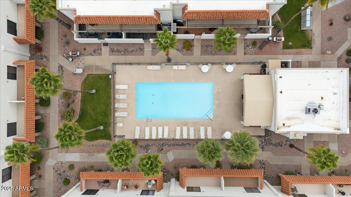 16510 E Palisades Boulevard, 42