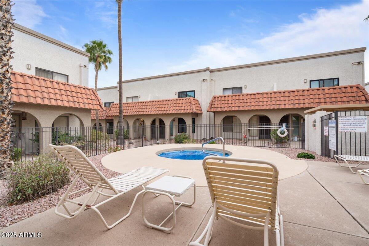 16510 E Palisades Boulevard, 42