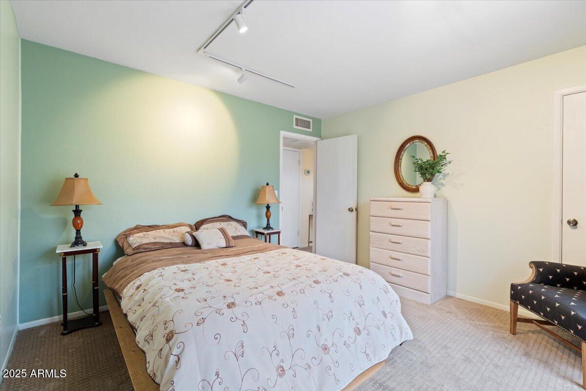 16510 E Palisades Boulevard, 42