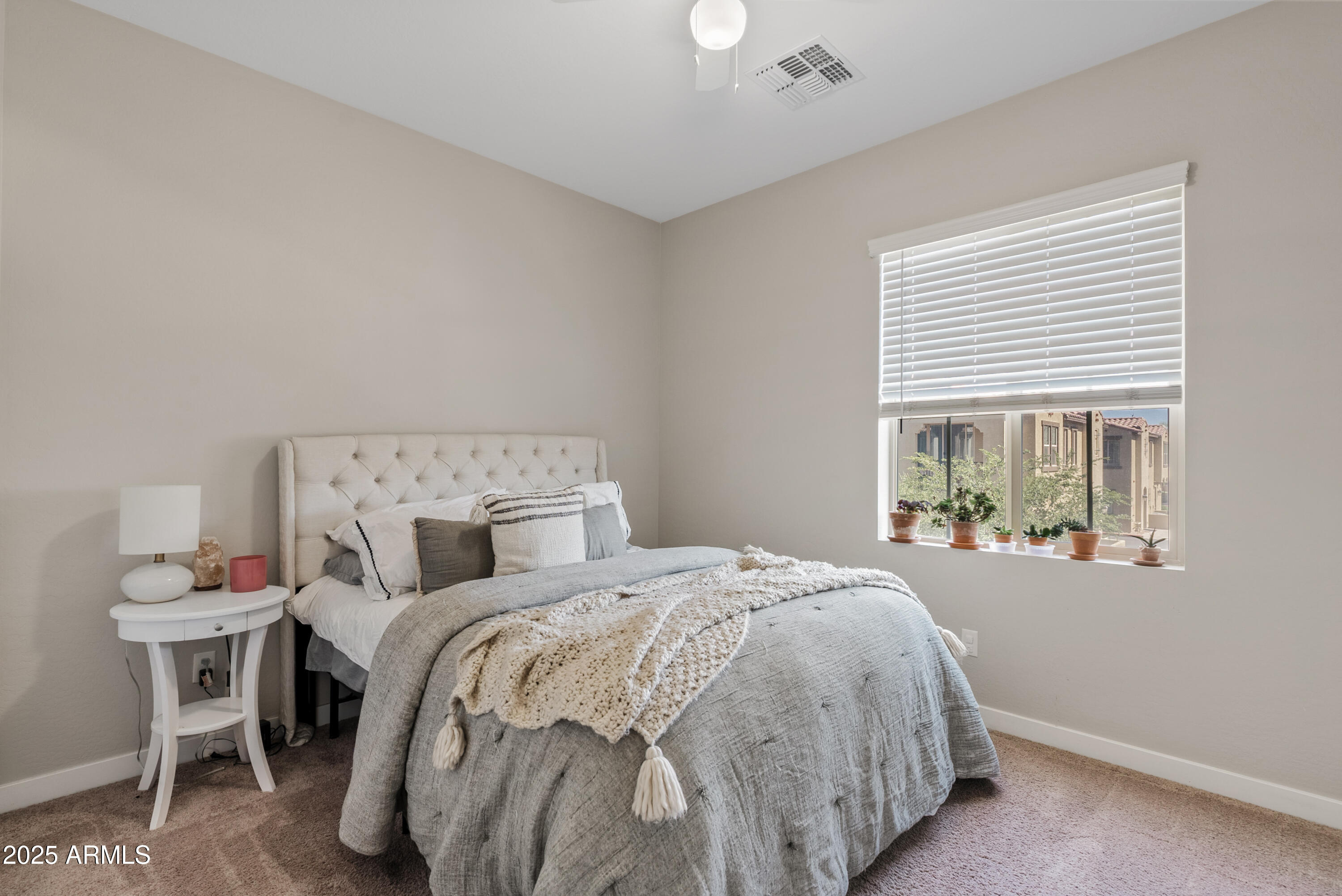 155 N LAKEVIEW Boulevard, 206