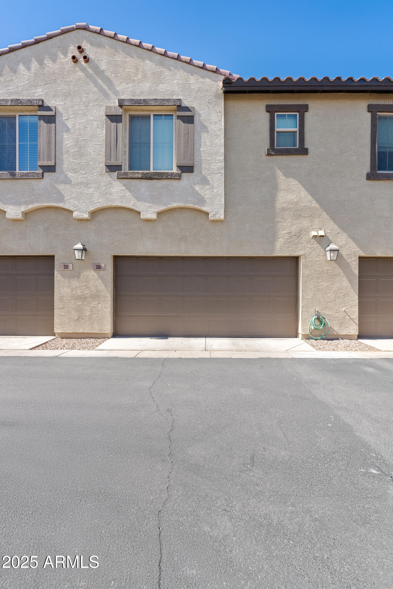 155 N LAKEVIEW Boulevard, 206