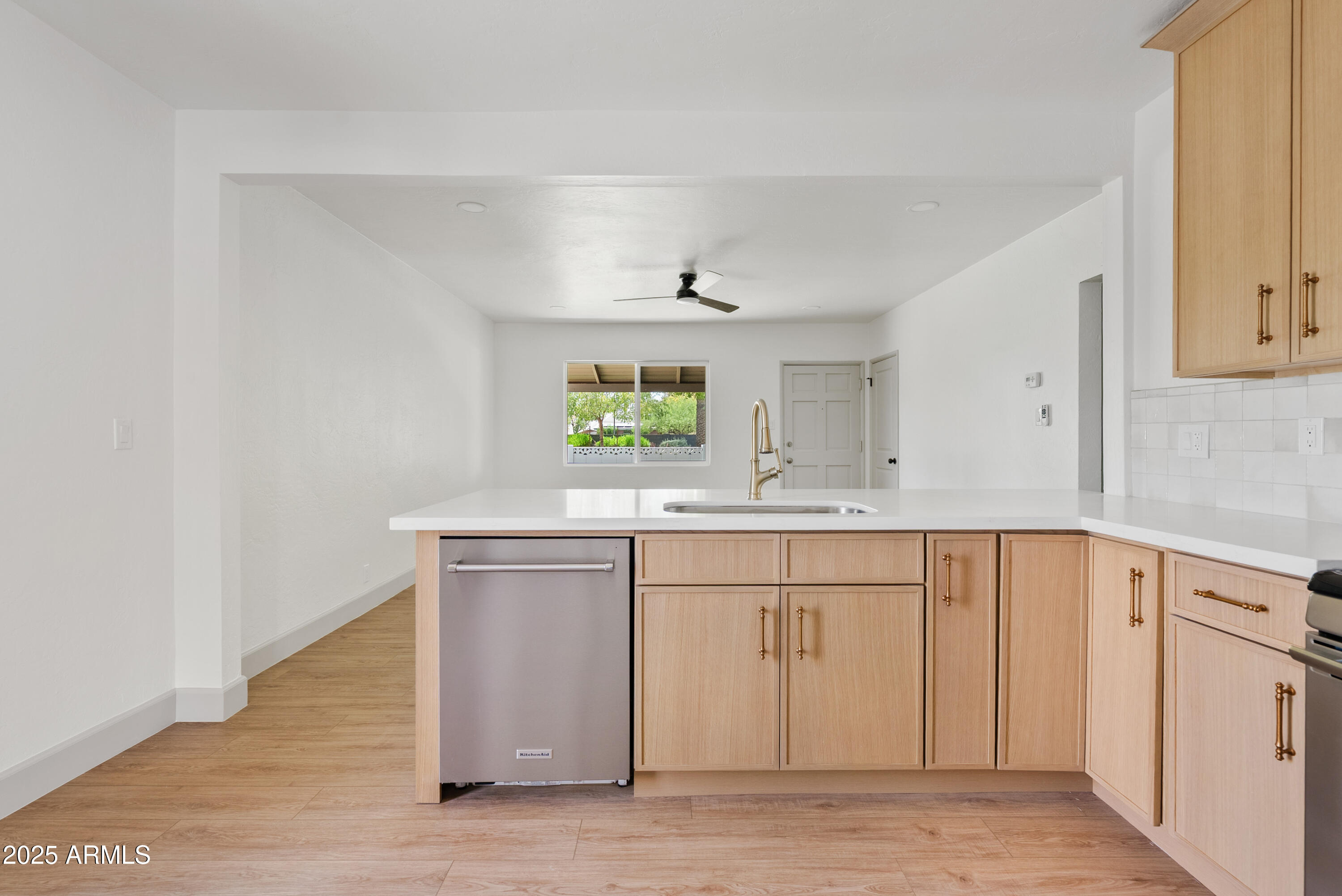 610 E SAN JUAN Avenue