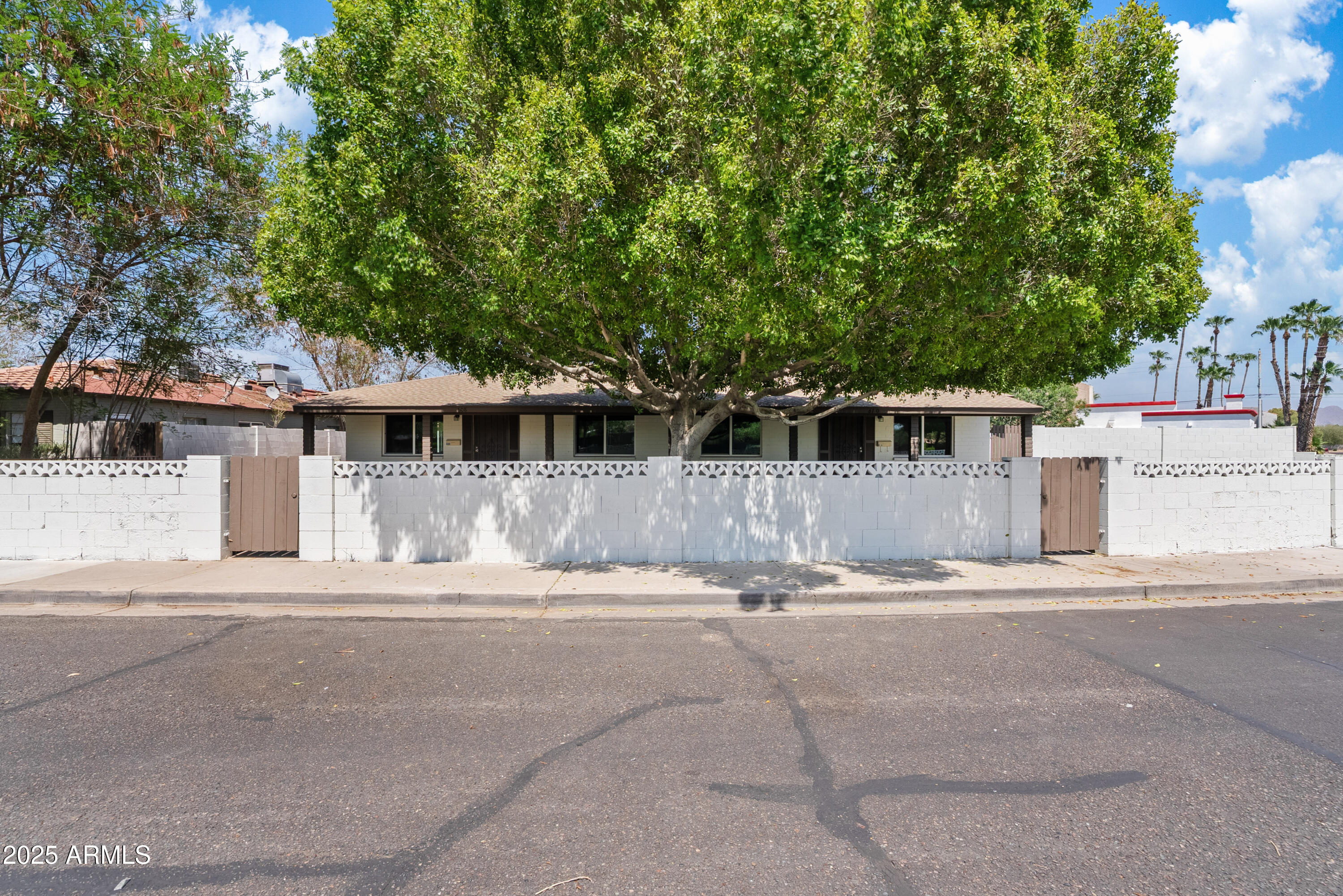 610 E SAN JUAN Avenue