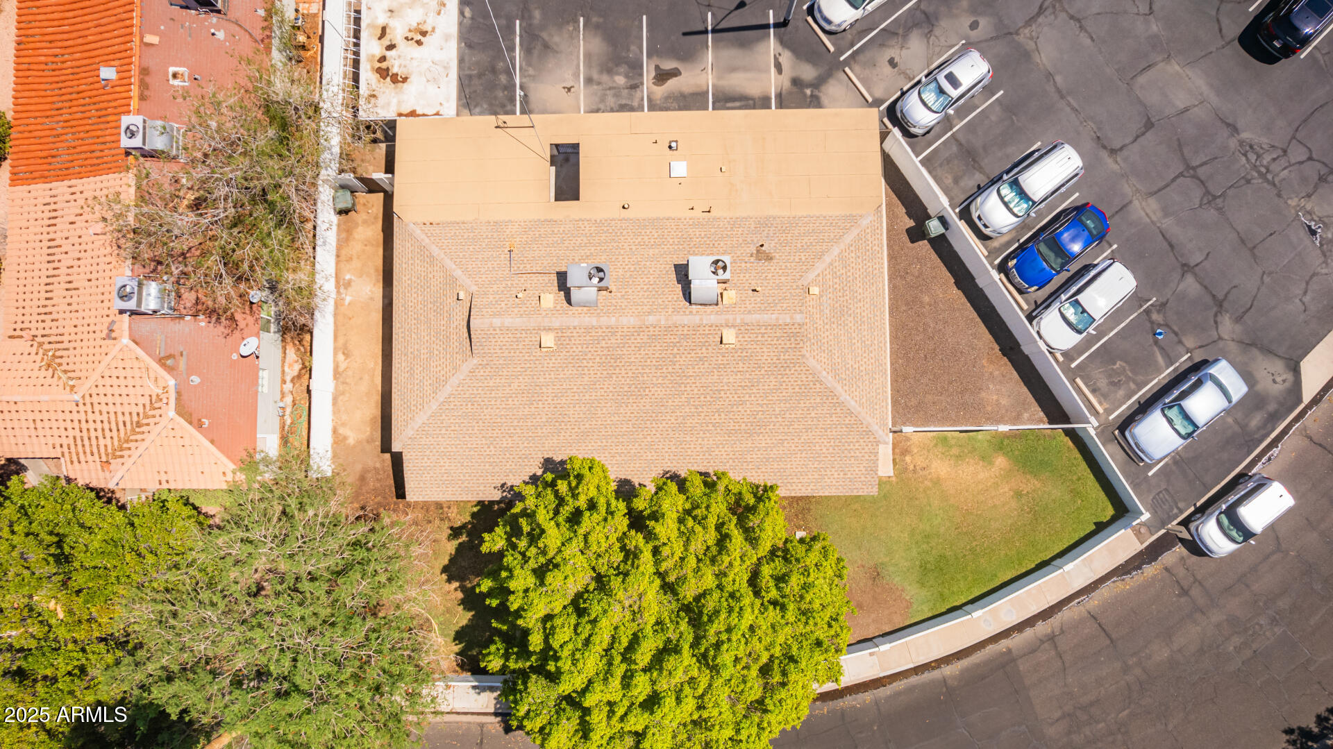 610 E SAN JUAN Avenue