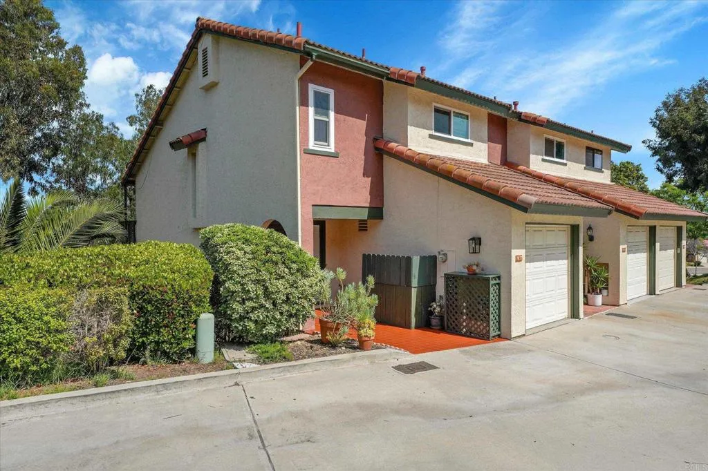 7077 Camino Pacheco