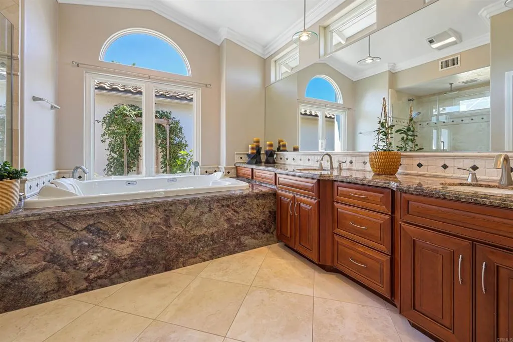 2801 El Camino Verde