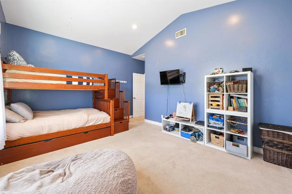 2801 El Camino Verde