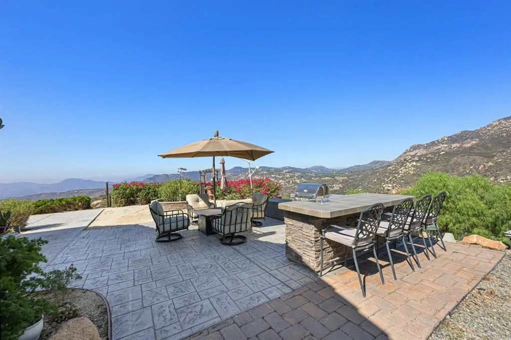 2801 El Camino Verde