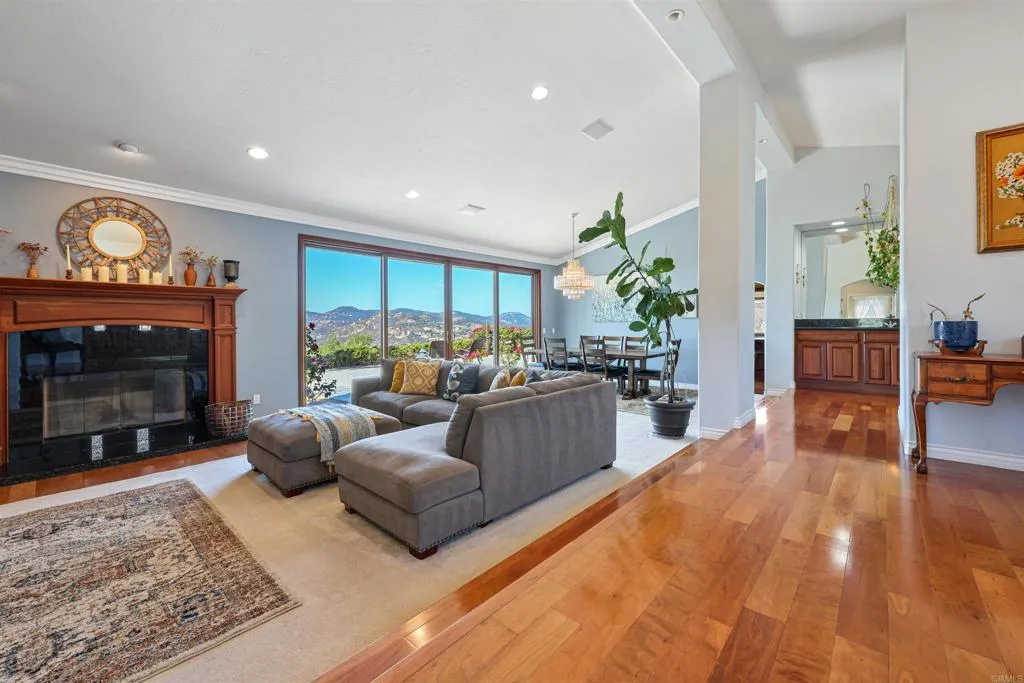 2801 El Camino Verde