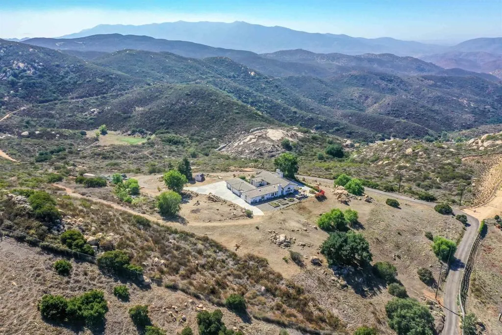 2801 El Camino Verde