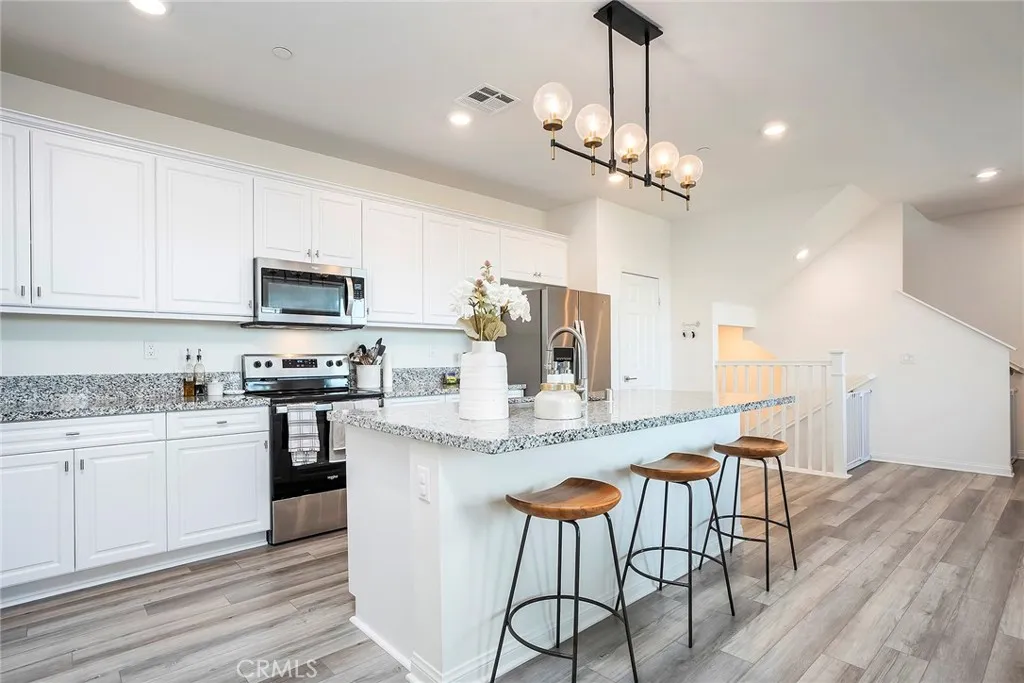 371 Fitzpatrick Rd Unit 102