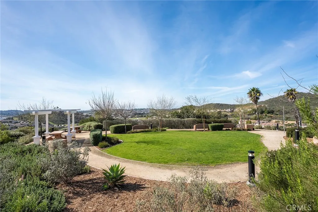 371 Fitzpatrick Rd Unit 102