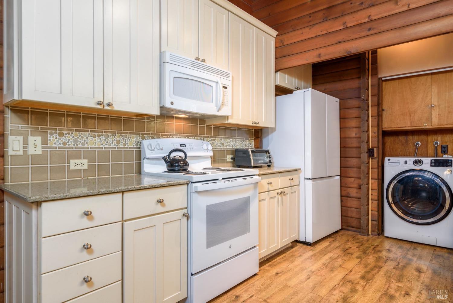 45640 Pacific Woods Rd