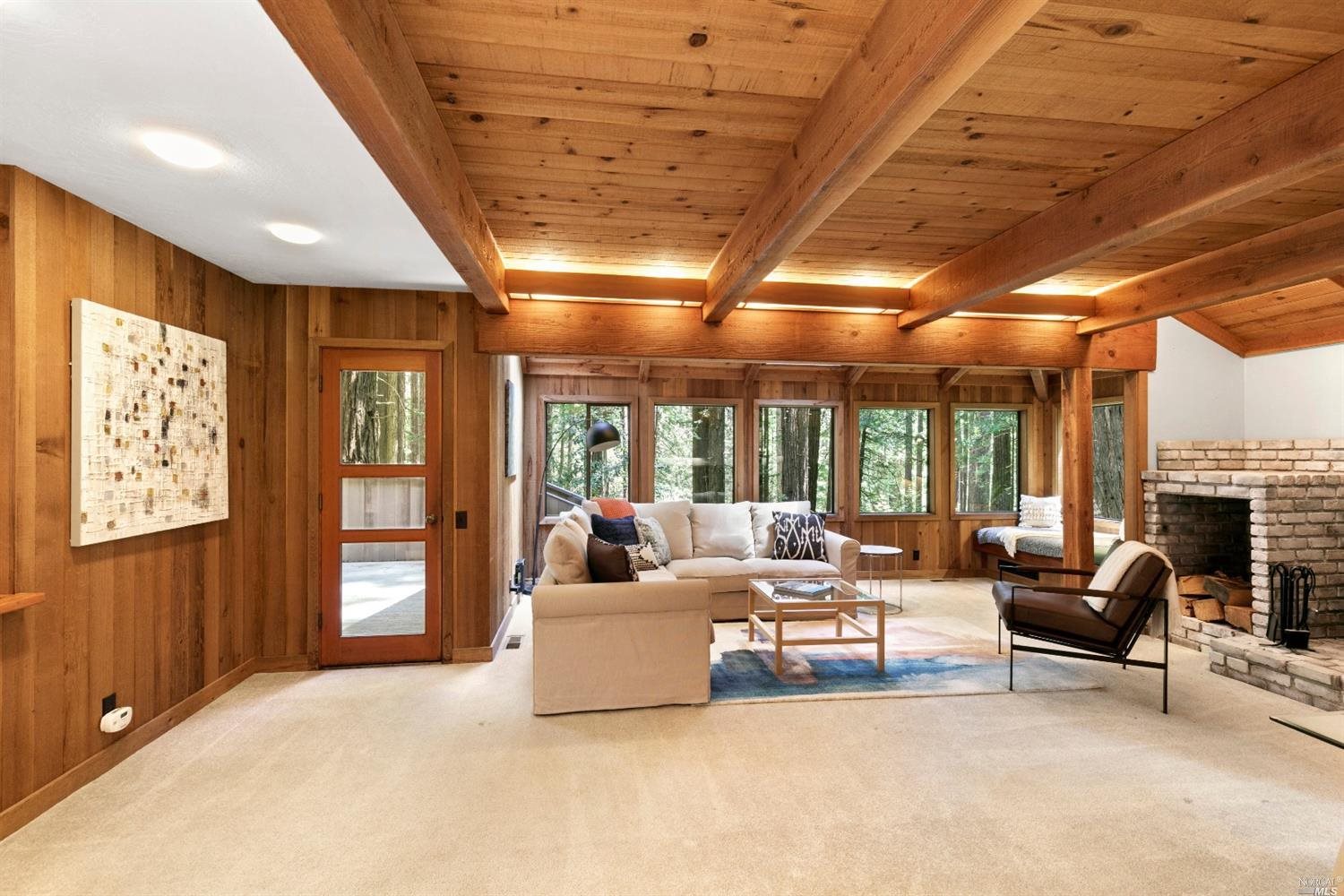 10092 Sorcerer Wood Rd