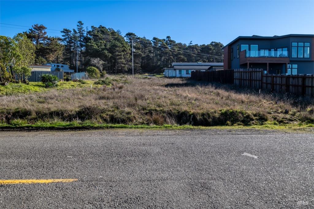 38421 Robinson Reef Dr