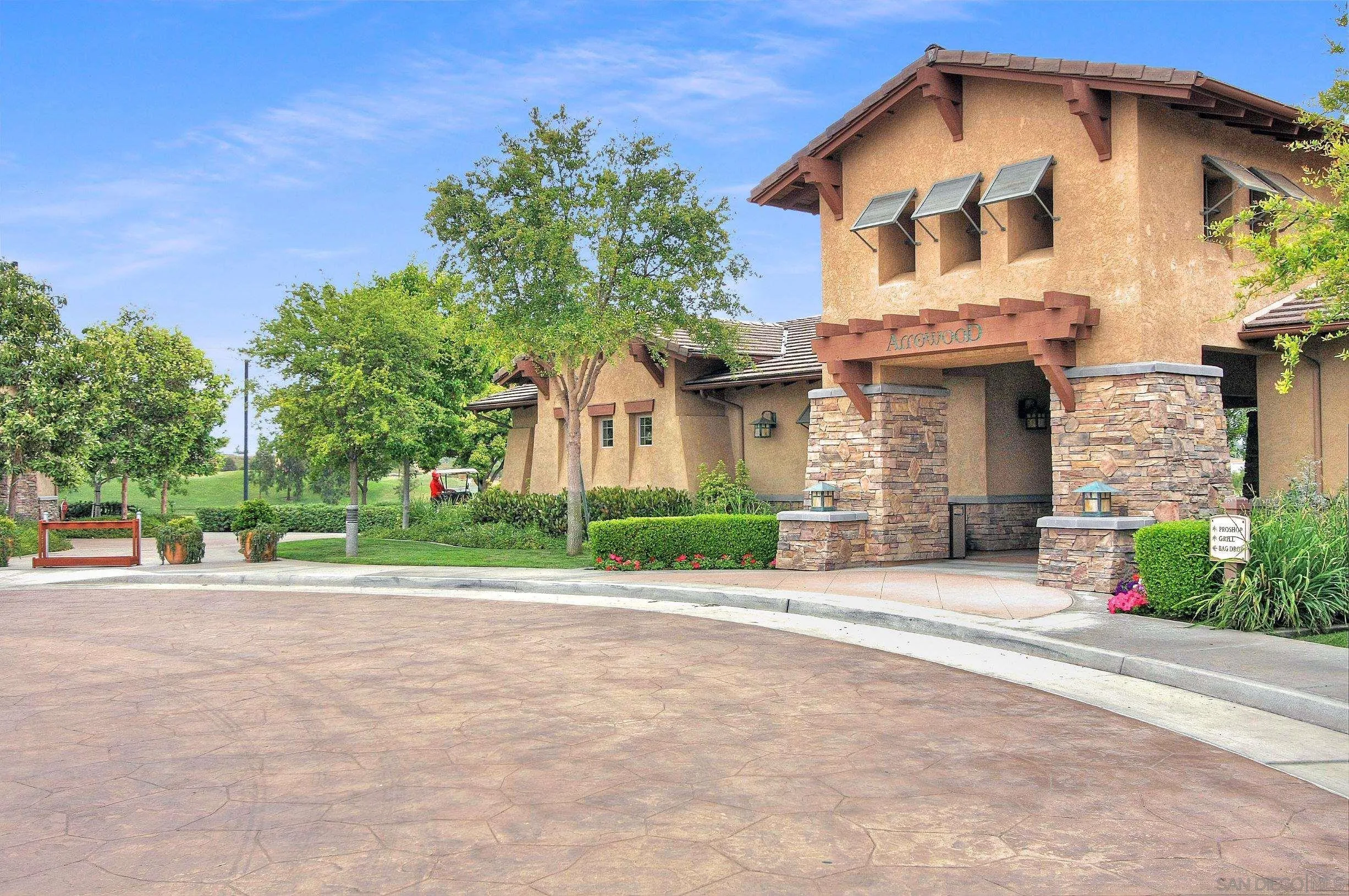 1079 Vista Pointe Blvd
