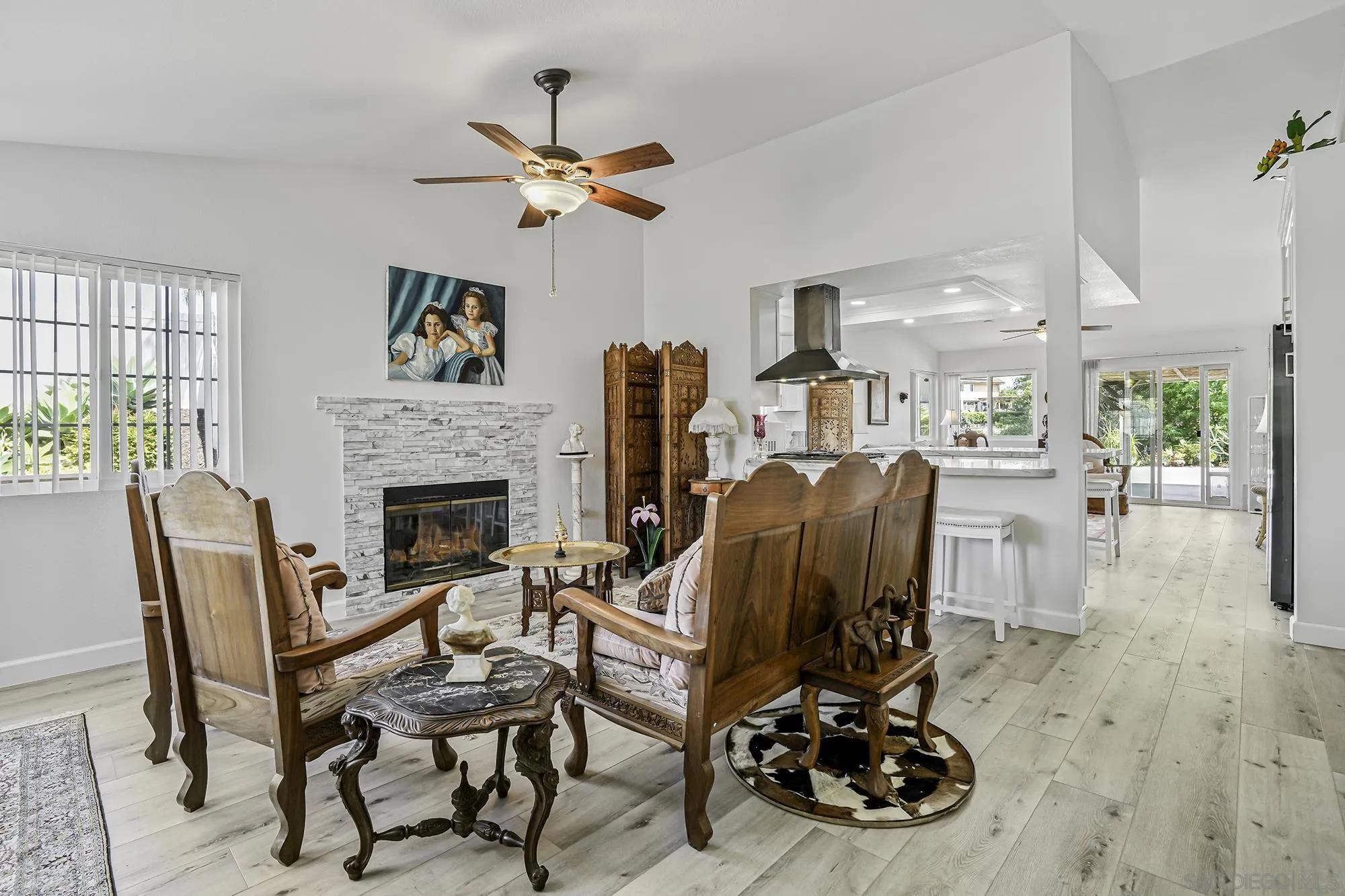 5241 Alamosa Park Dr
