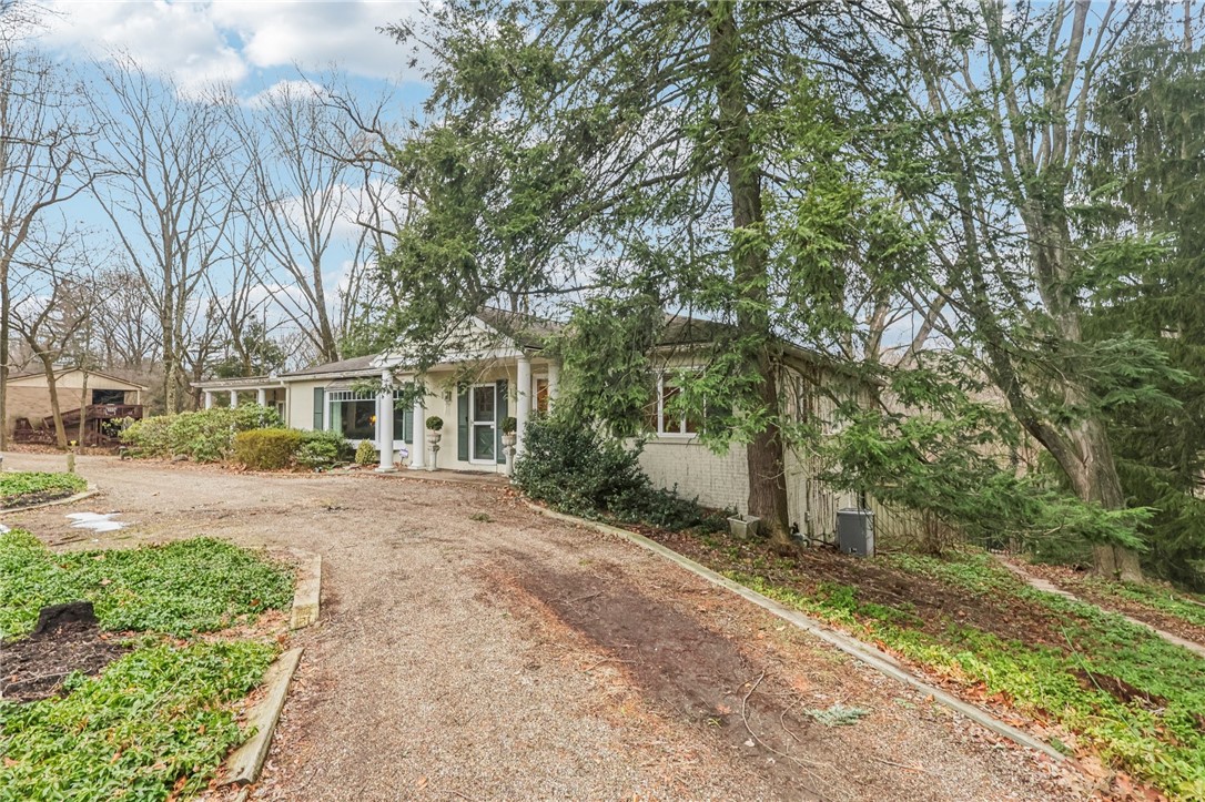205 Buckingham