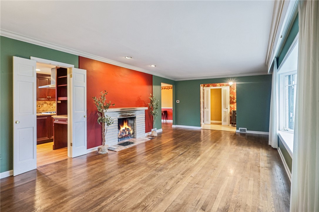 205 Buckingham