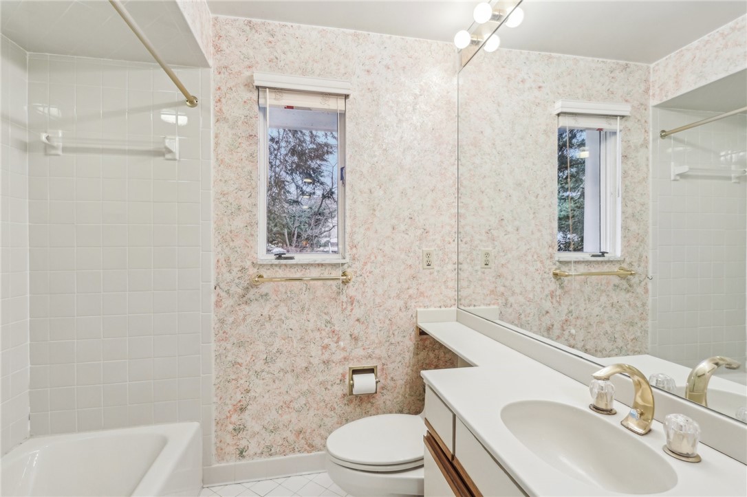 205 Buckingham