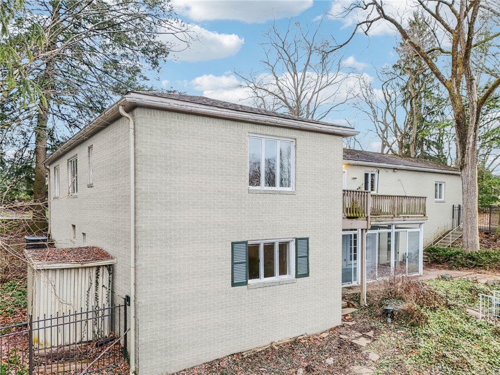 205 Buckingham