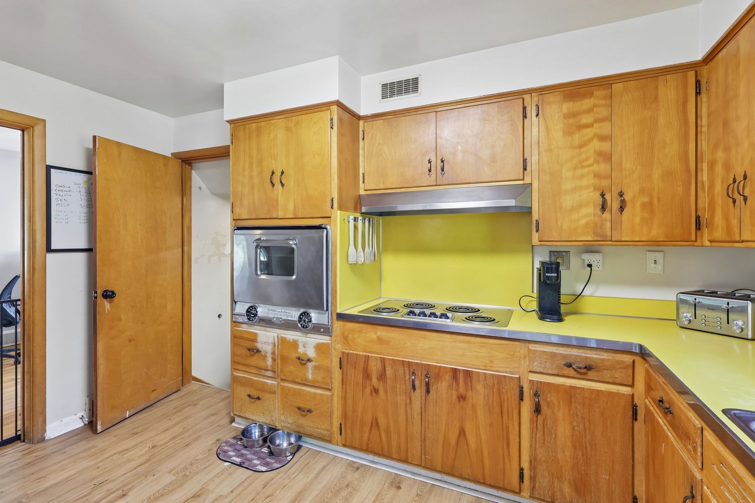 1593 Mercer Grove City ROAD