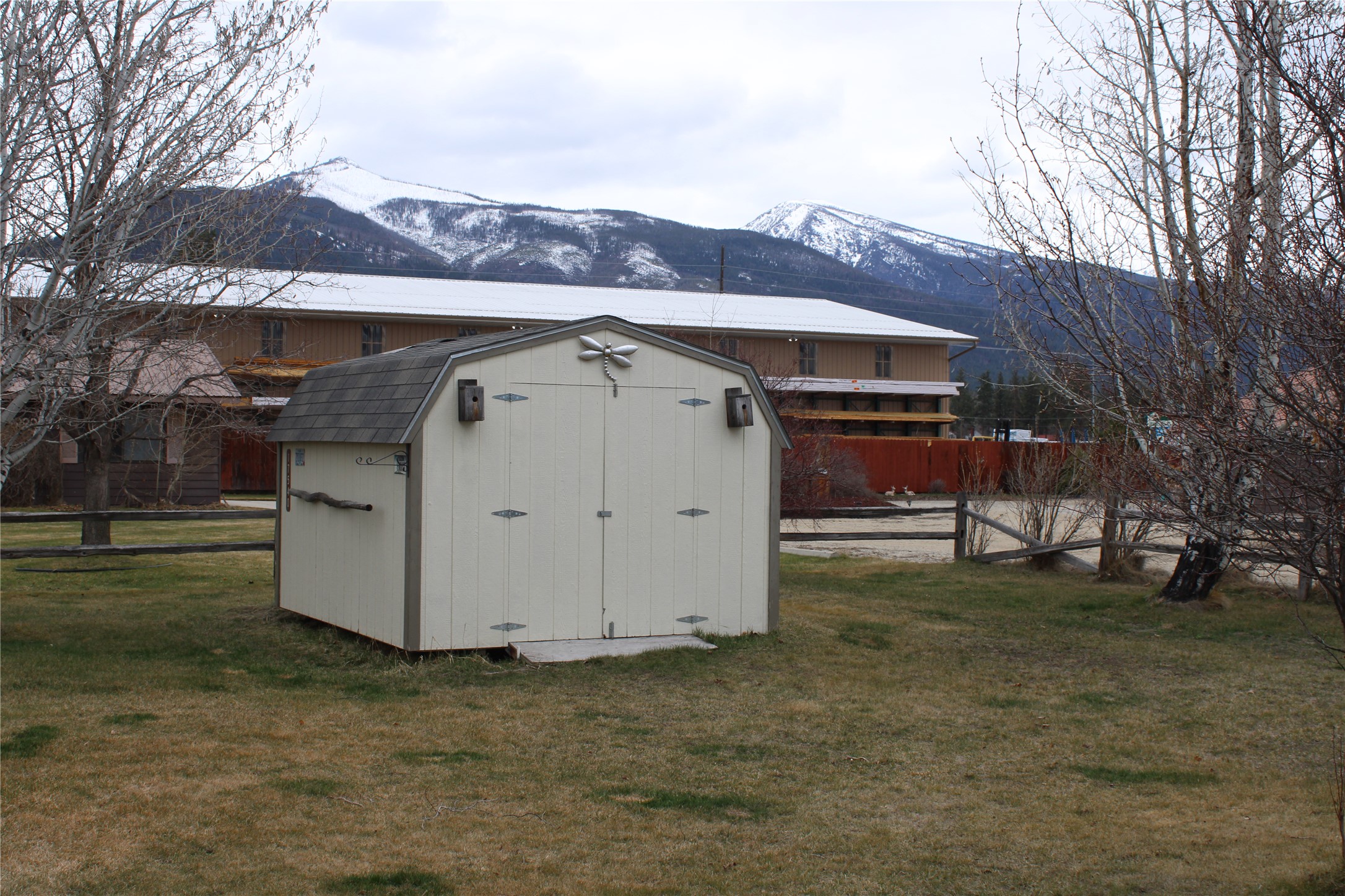 3950 & 3952 Houk Way