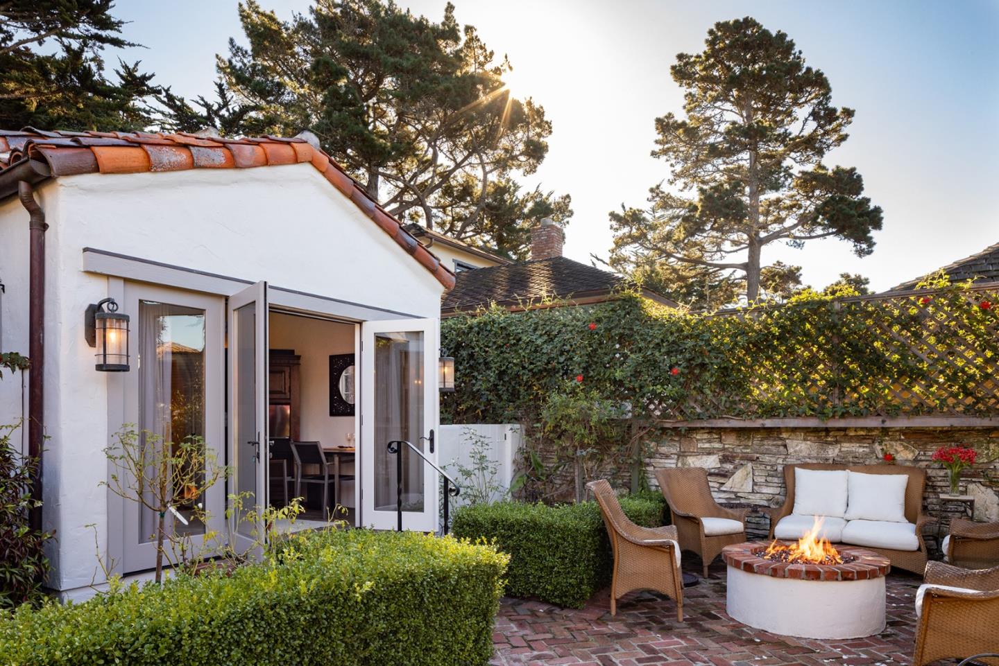 0 Carmelo 2 NW of 10th ST