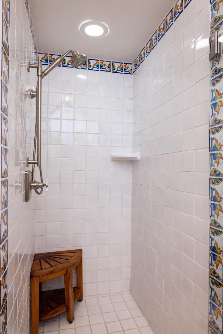 0 Carmelo 2 NW of 10th ST