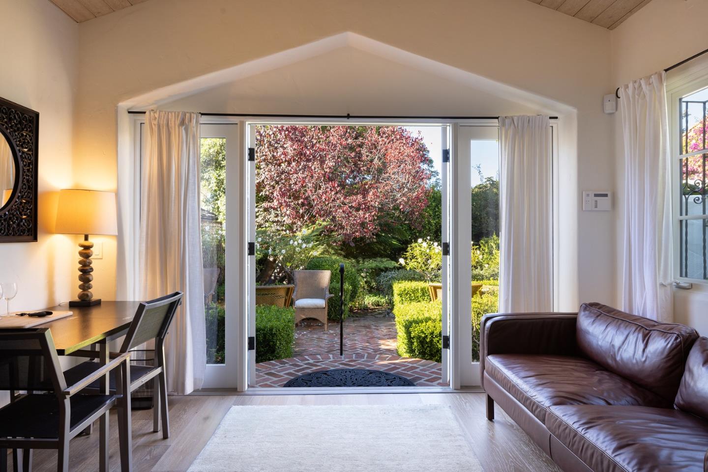 0 Carmelo 2 NW of 10th ST