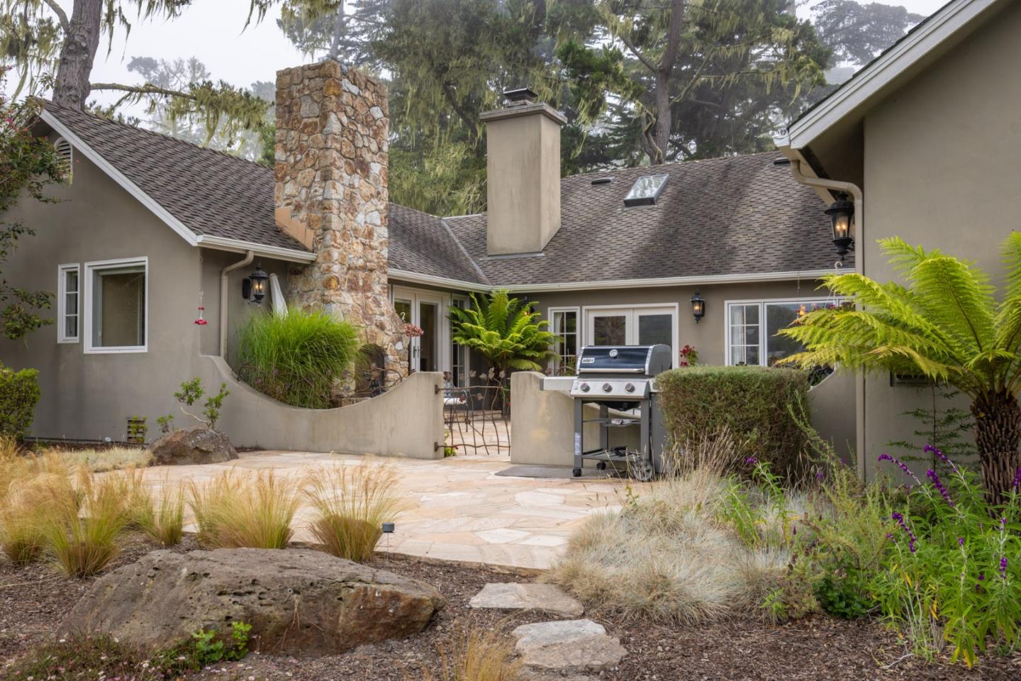 2922 Bird Rock RD
