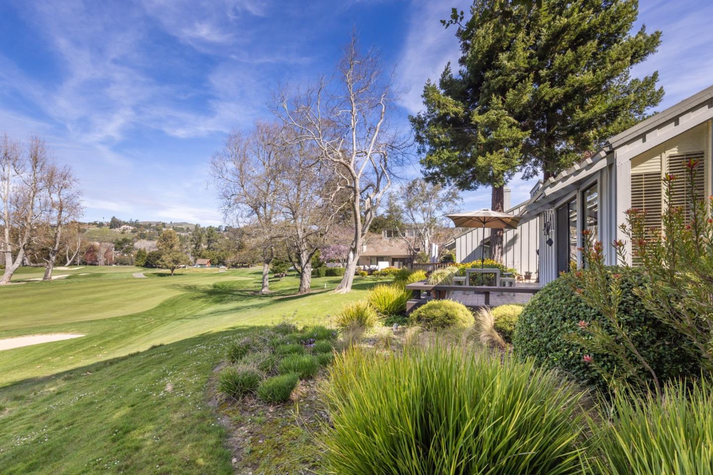 9565 Oak CT
