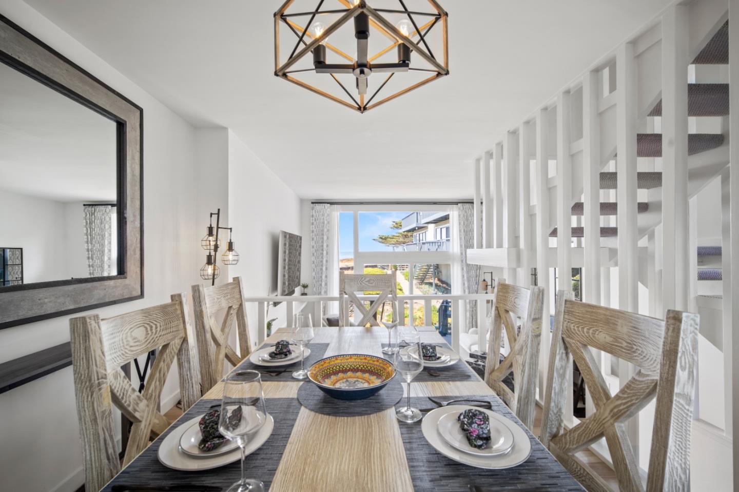 56 La Playa ST