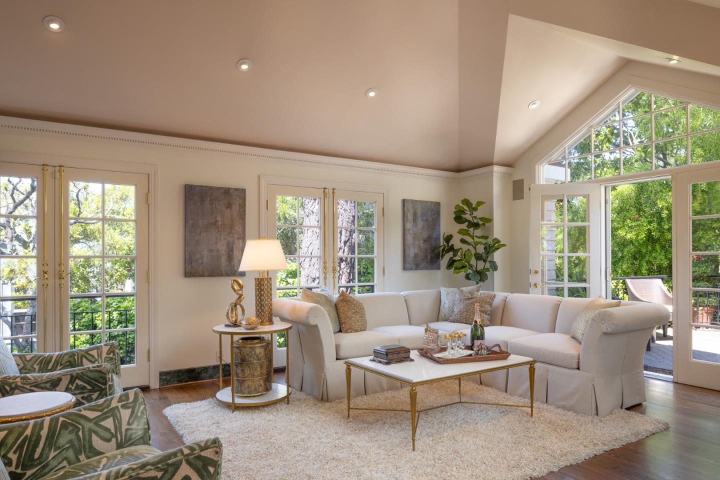 0 Forest 5 SW of 7th AVE