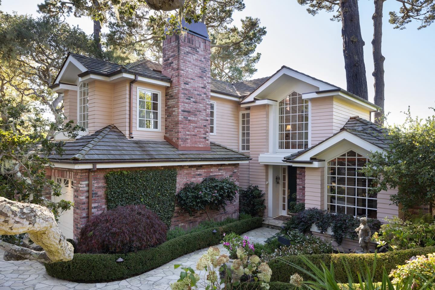 0 Forest 5 SW of 7th AVE