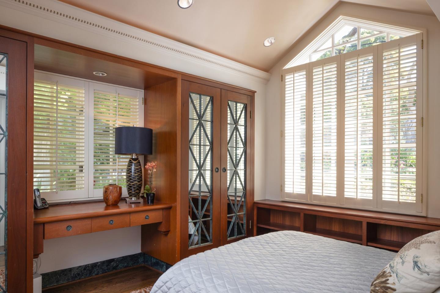 0 Forest 5 SW of 7th AVE