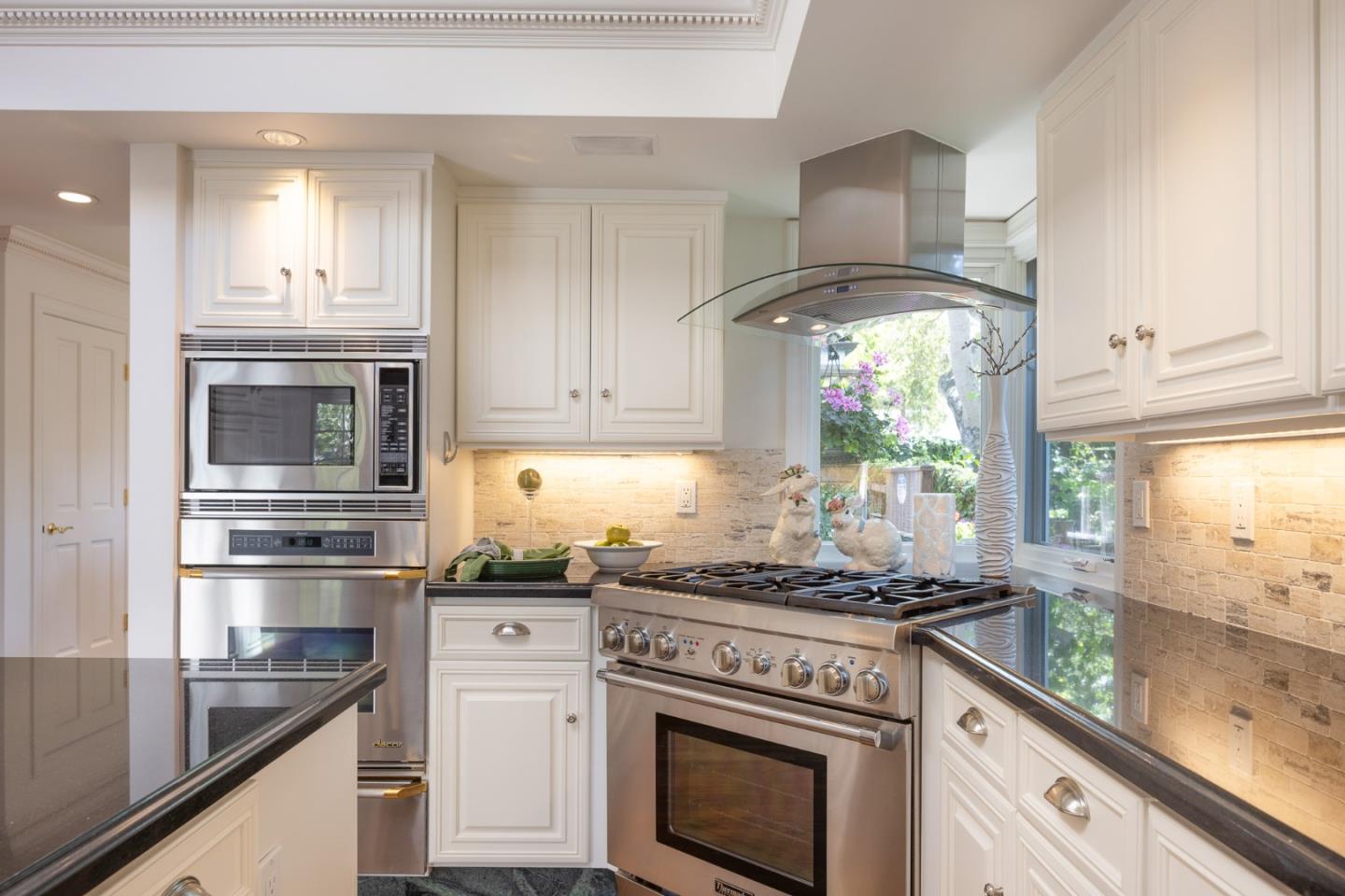 0 Forest 5 SW of 7th AVE