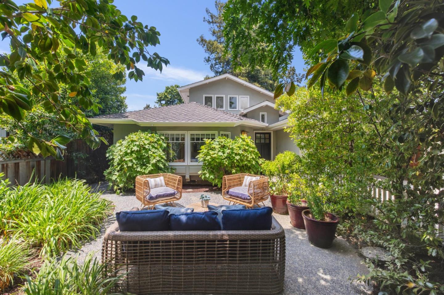 227 Santa Margarita Avenue