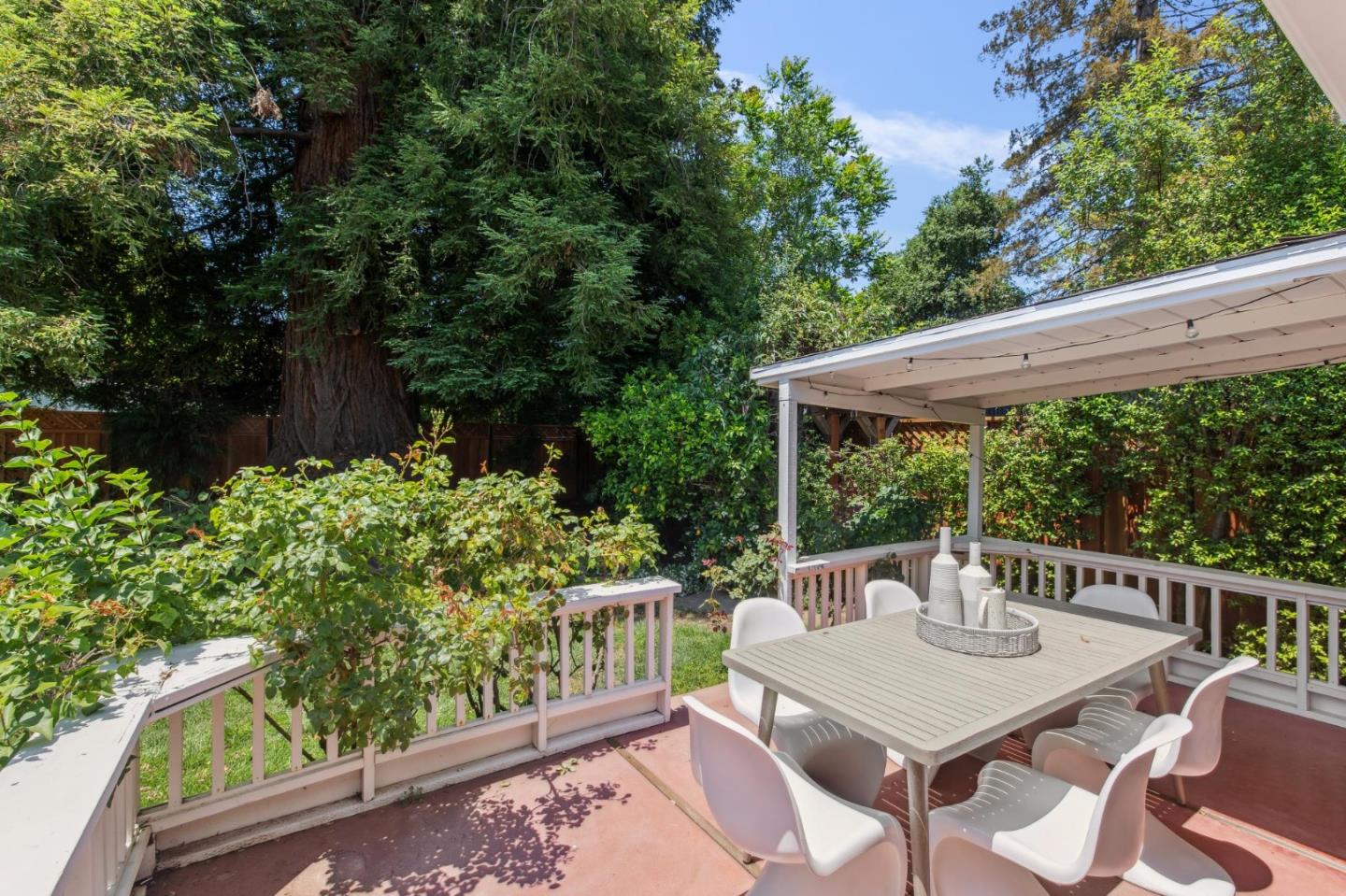 227 Santa Margarita Avenue