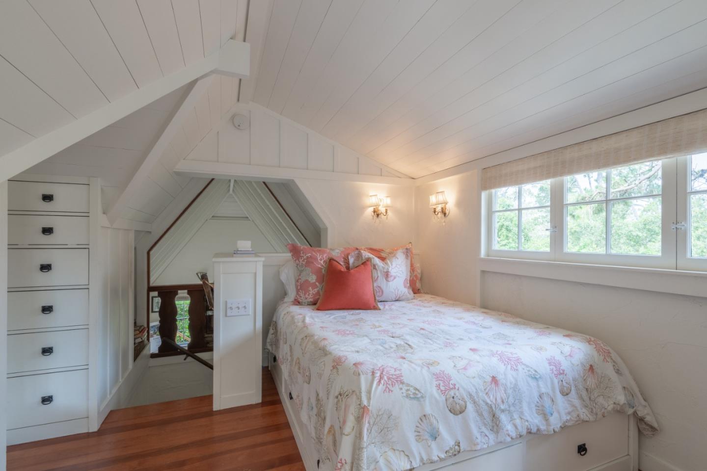 0 Junipero 2 NW of 3rd Avenue