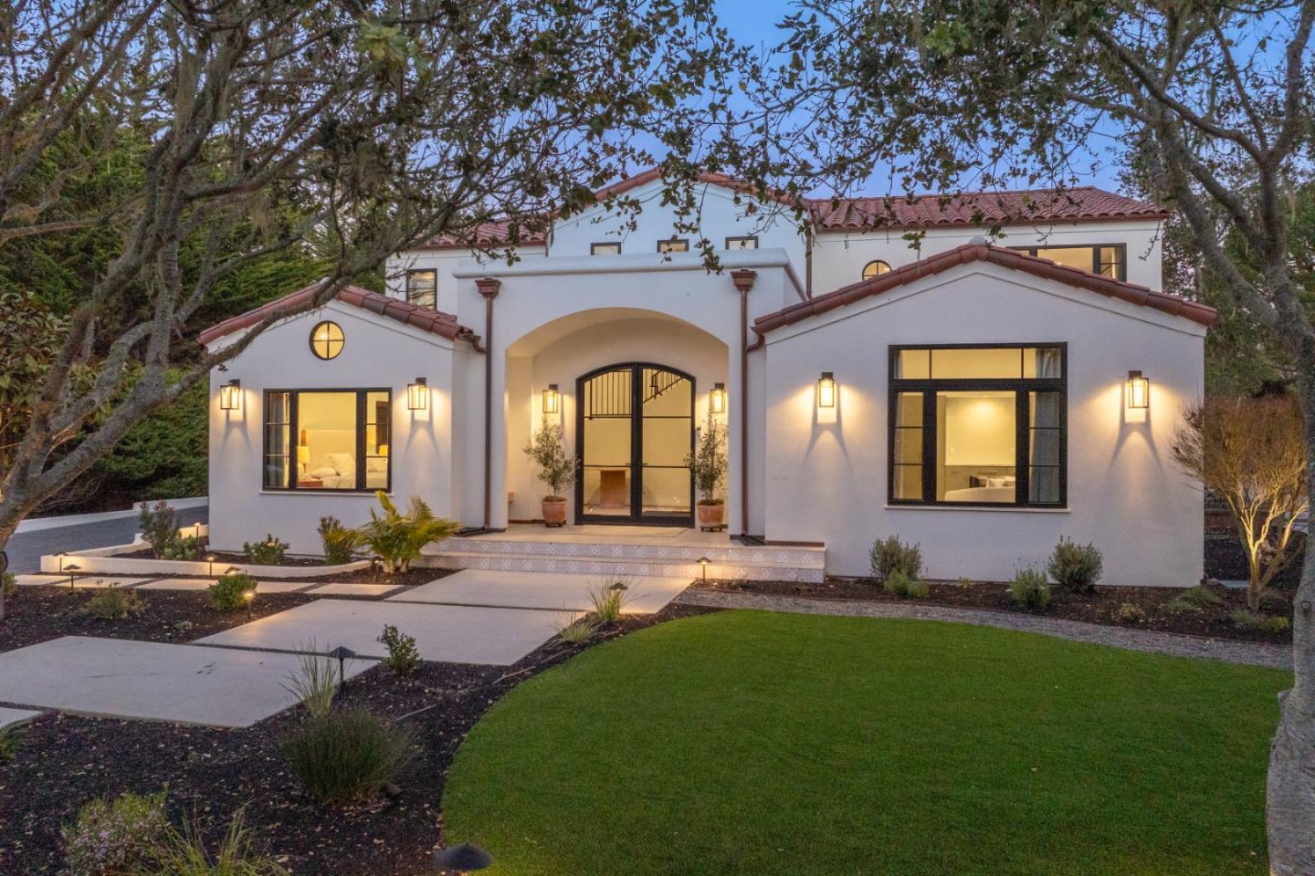 543 Asilomar Boulevard