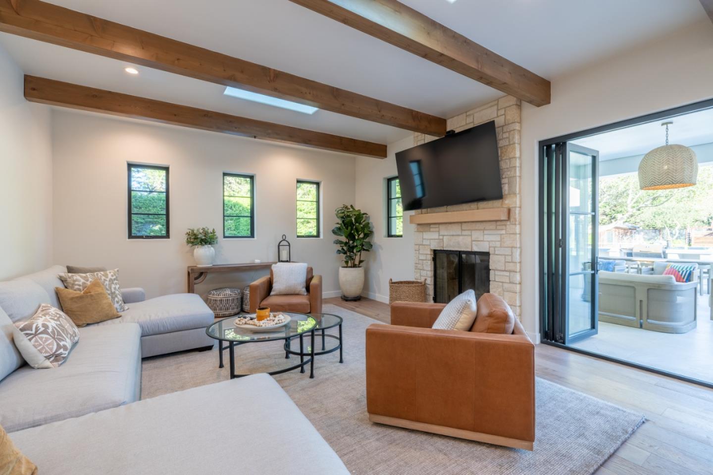 543 Asilomar Boulevard