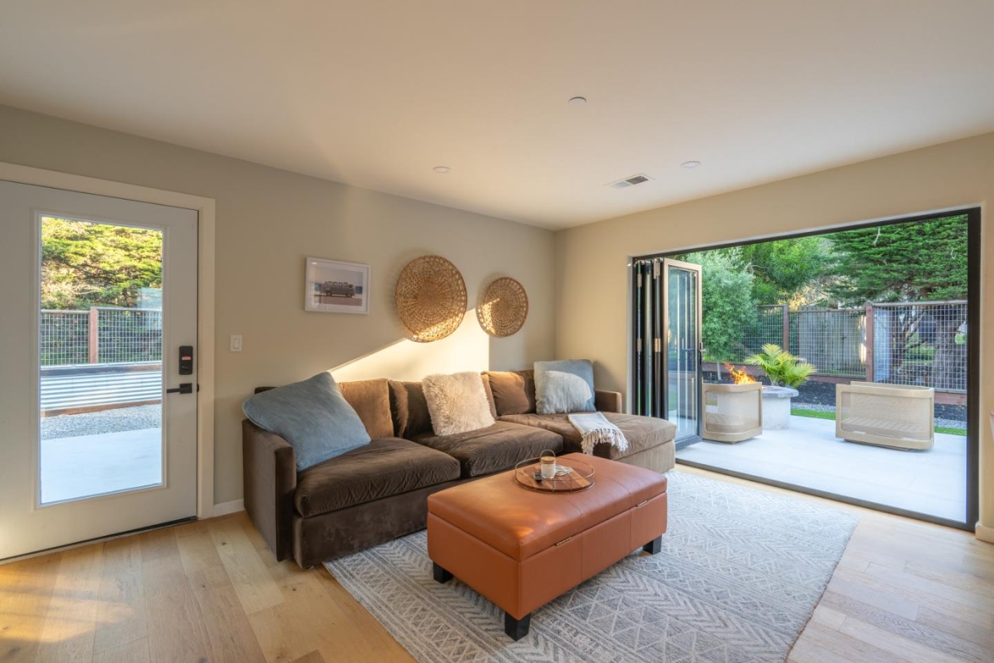 543 Asilomar Boulevard