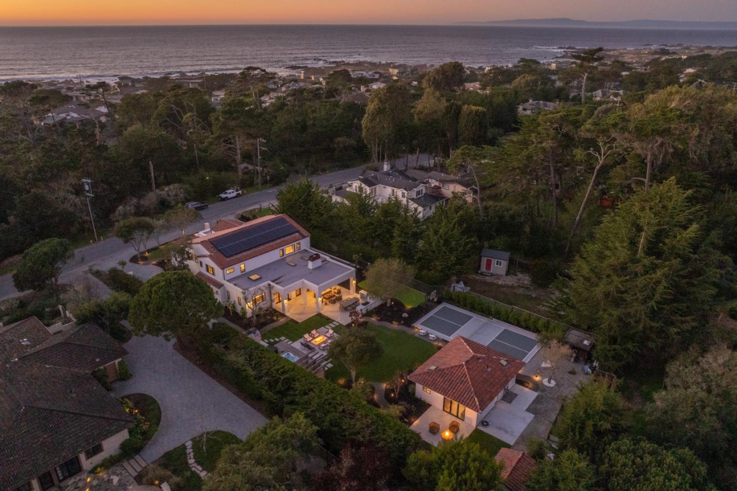 543 Asilomar Boulevard