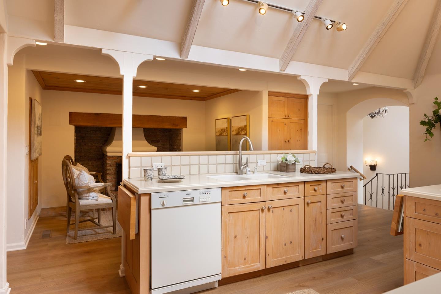 0 Forest 3 SE of 8th Avenue