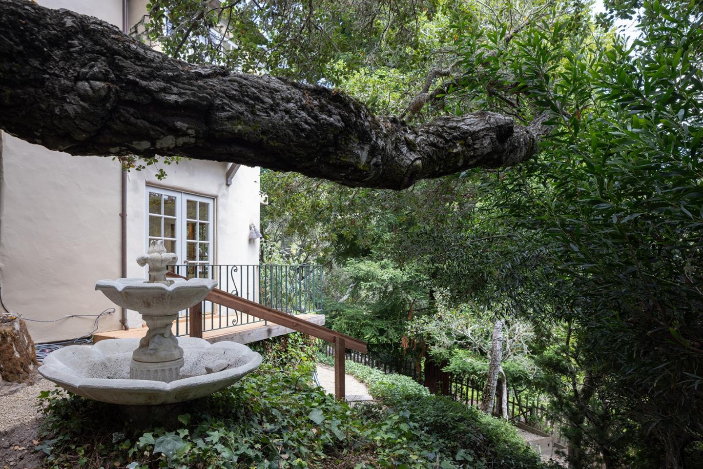 0 Forest 3 SE of 8th Avenue