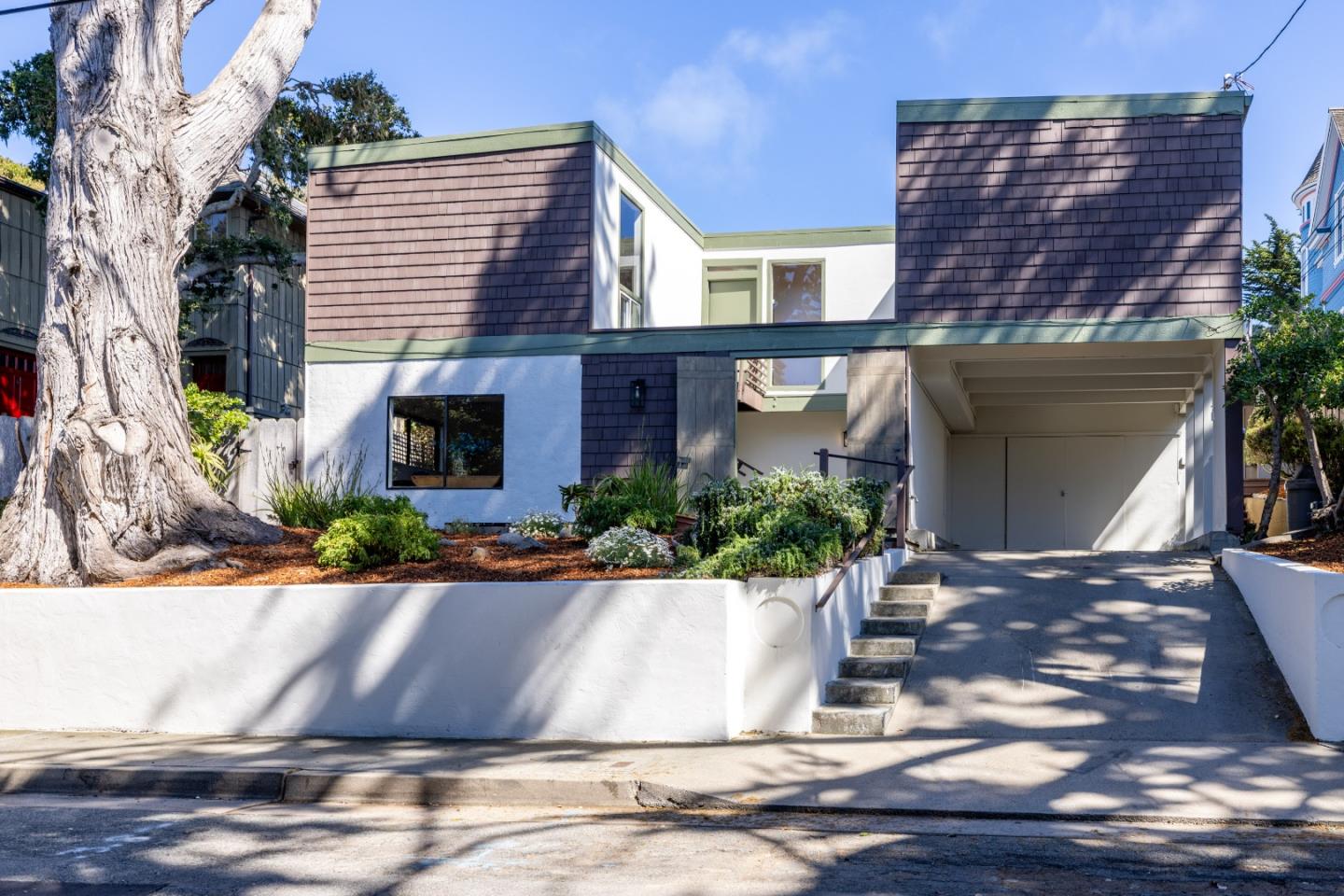 229 7th Street