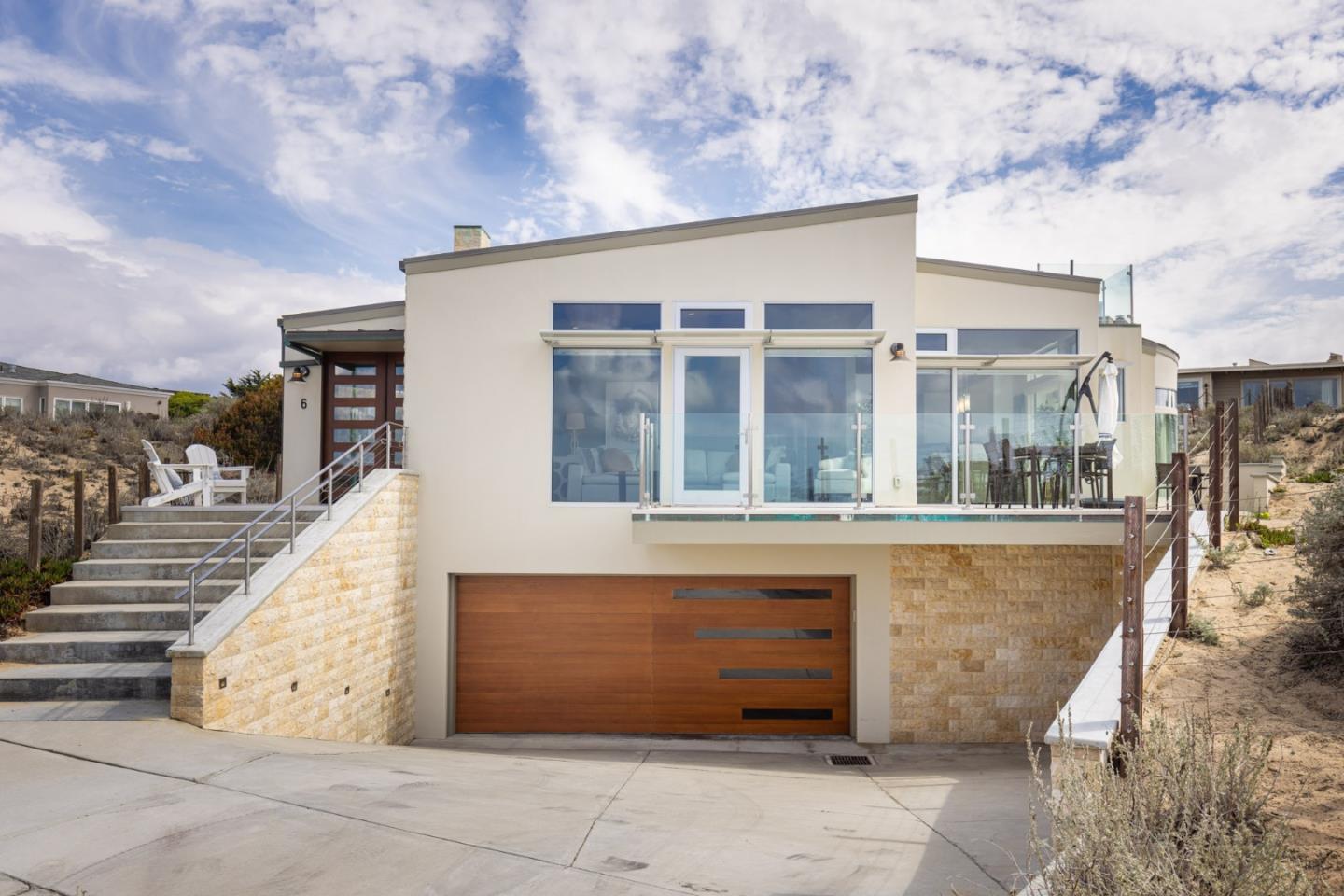 6 Spray Avenue