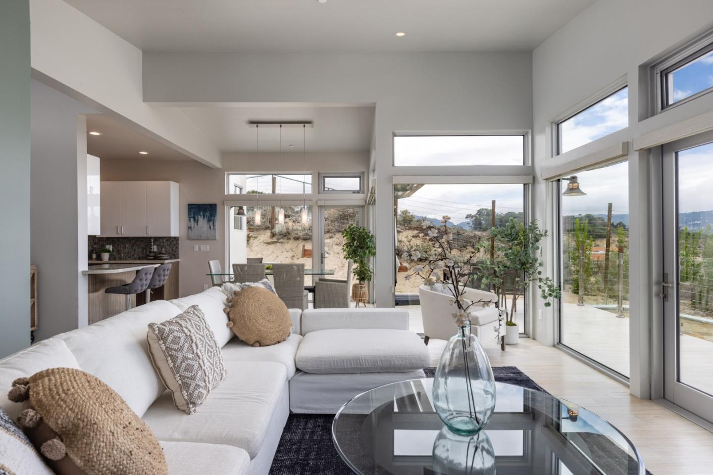 6 Spray Avenue