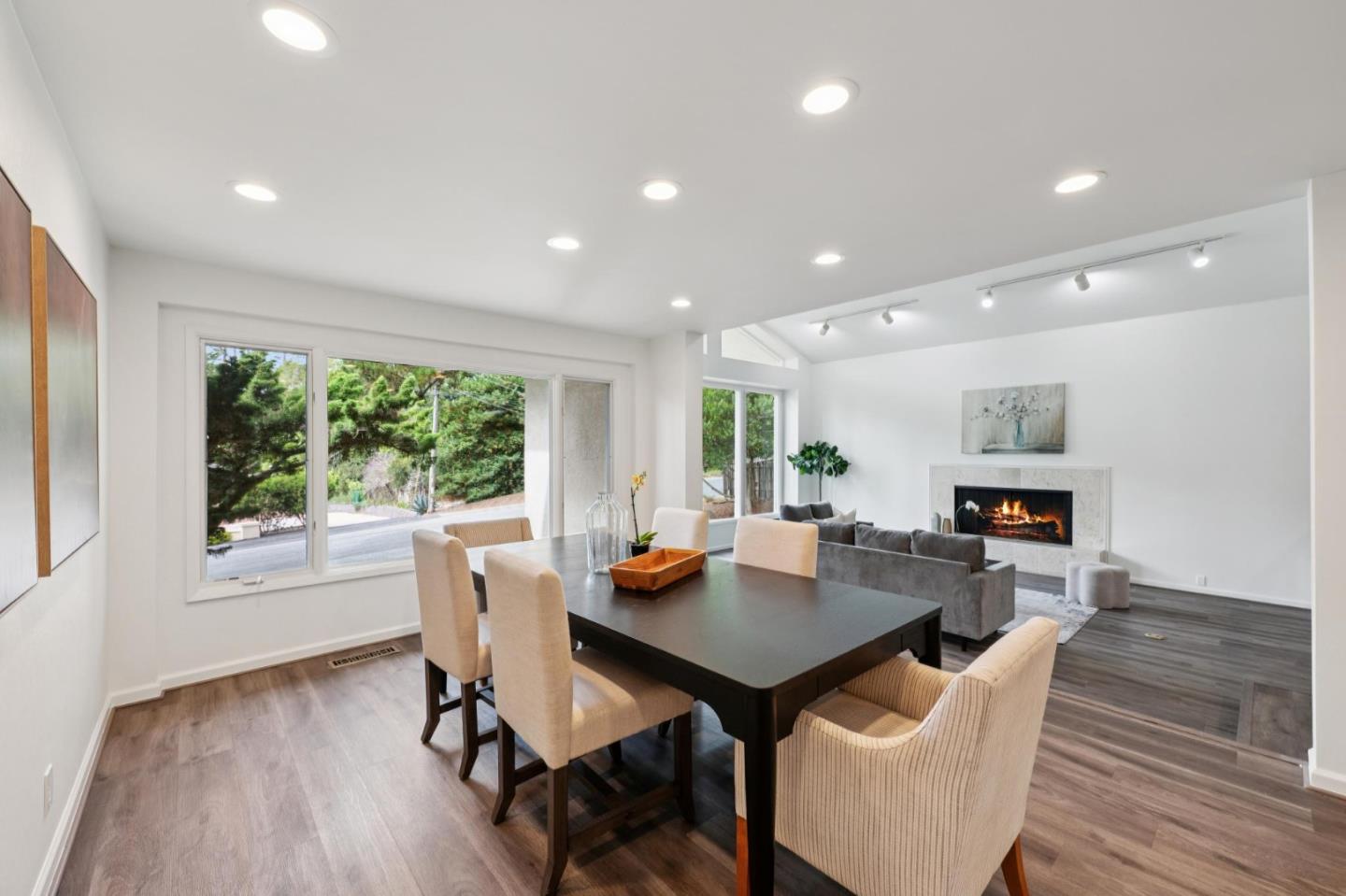 4083 Sunset Lane